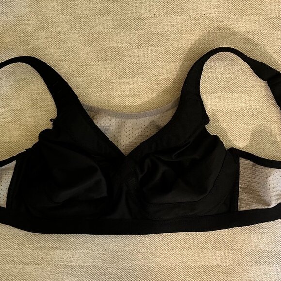 Glamorize Black and Gray Sports Bra size 40C Worn Once - Picture 2 of 5